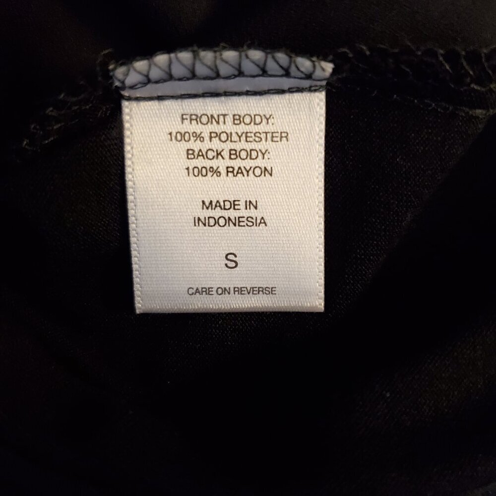 New York & Company Small Black V-Neck Sleeveless Blouse with Chain Trim - Picture 7 of 10